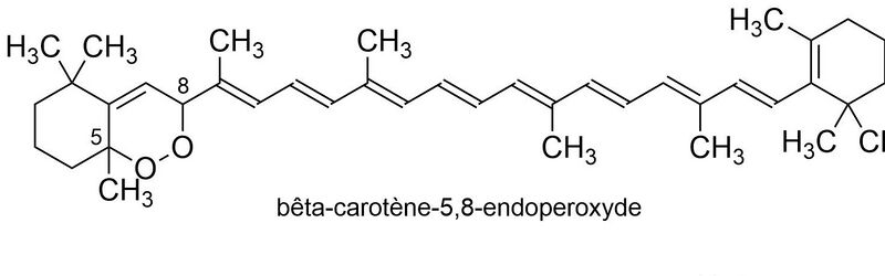 Fichier:Bêta-carotène-endoperoxydes.jpg